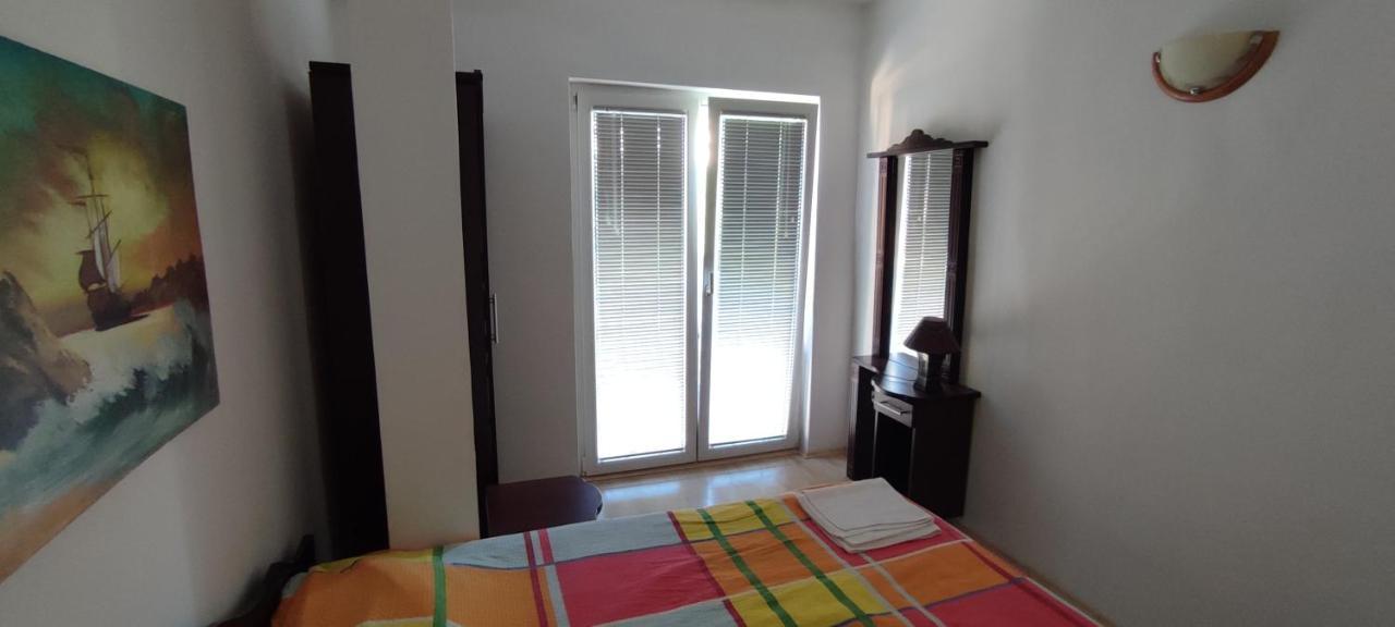 Apartments Vela - Pestani, Ohrid Exterior photo
